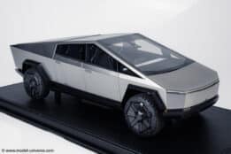 Top Marques - 1:18 Tesla Cybertruck Stainless Steel - Limited Edition Resin Model