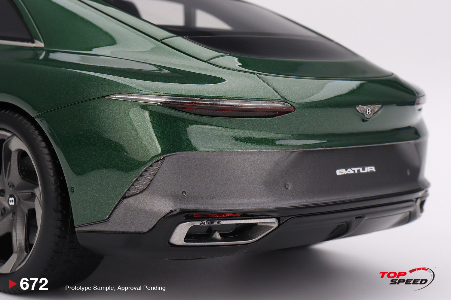 Top Speed 1:18 Bentley Batur Scarab Coach Built by Mulliner 2023 (TS0672) Resin Model 6 Top Speed 1:18 scale diecast model of the Bentley Batur in Scarab Green TS0672 - Image 03