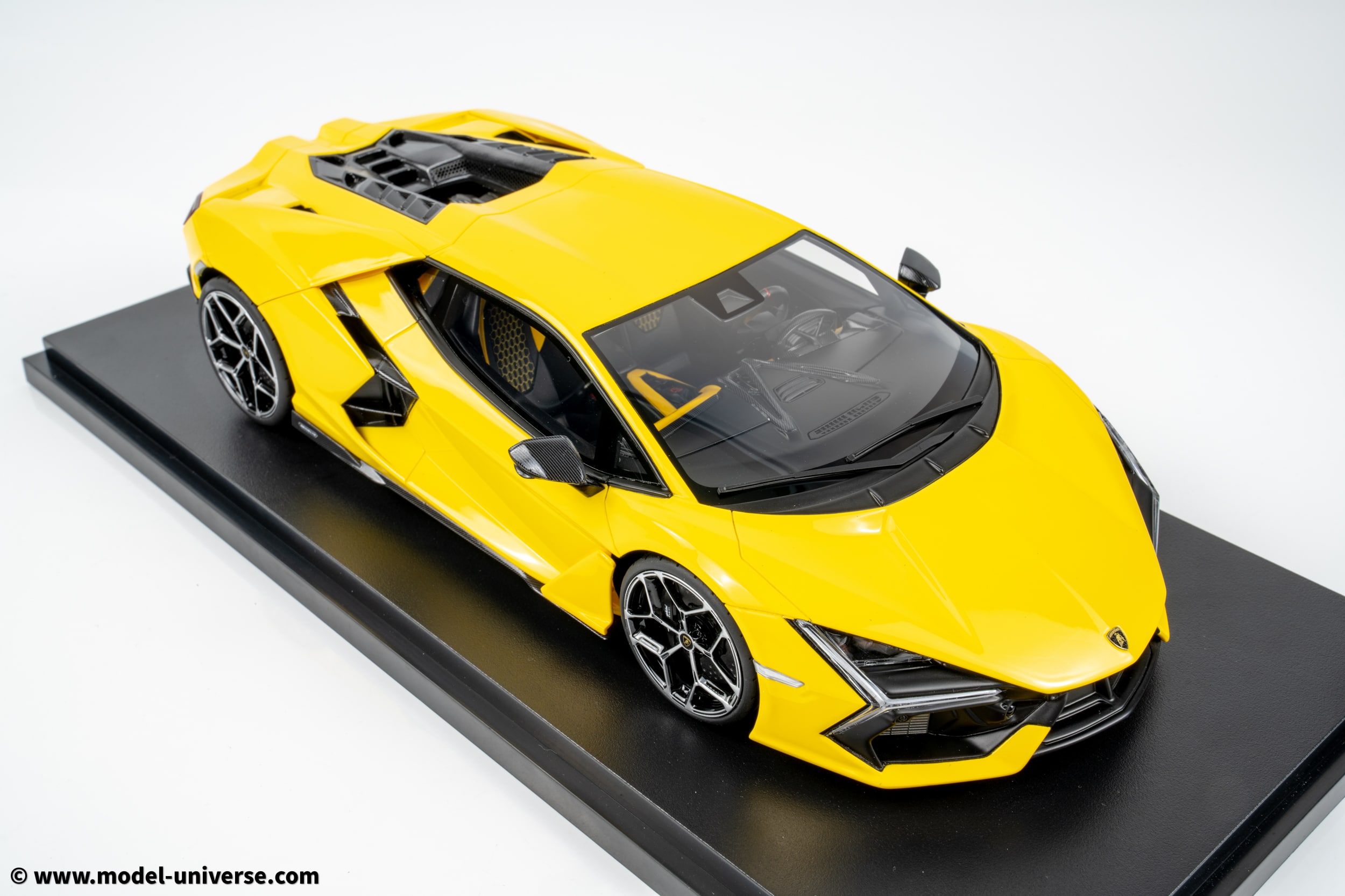 Top Speed - 1:18 Lamborghini Revuelto Giallo Yellow 2024 - Limited