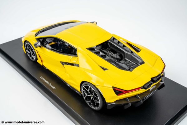 Top Speed - 1:18 Lamborghini Revuelto Giallo Yellow 2024 - Limited Edition Resin Model 15 top speed TS0620 lamborghini revuelto yellow resin model 02