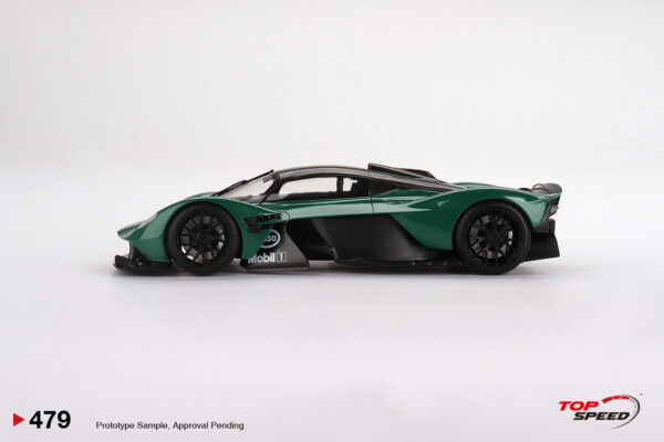 top speed - 1:18 aston martin valkyrie racing green