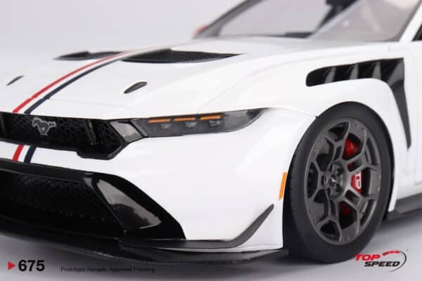 Top Speed - 1:18 Ford Mustang GTD Spirit of America White - Resin Model