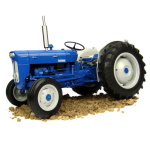Universal Hobbies - 1:16 Fordson Super Dexta 'New Performance' 1963
