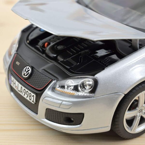 norev - 1:18 volkswagen golf gti pirelli grey (2007)