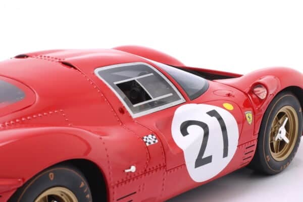WERK83 - 1:12 Ferrari 330 P4 No.21 24h Le Mans 1967 Scarfotti, Parkes - Resin Model