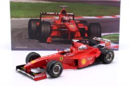 werk83_1_12_m_schumacher_ferrari_f300_no3_sieger_i