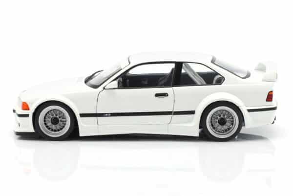 werk83_1_18_bmw_m3_e36_gtr_plain_body_version_whit 4