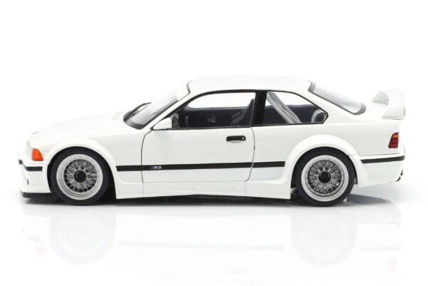 WERK83 - 1:18 BMW M3 (E36) GTR Plain Body Version White - Diecast Model 11 WERK83 - 1:18 BMW M3 (E36) GTR Plain Body Version White - Diecast Model