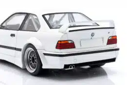 werk83_1_18_bmw_m3_e36_gtr_plain_body_version_whit 7