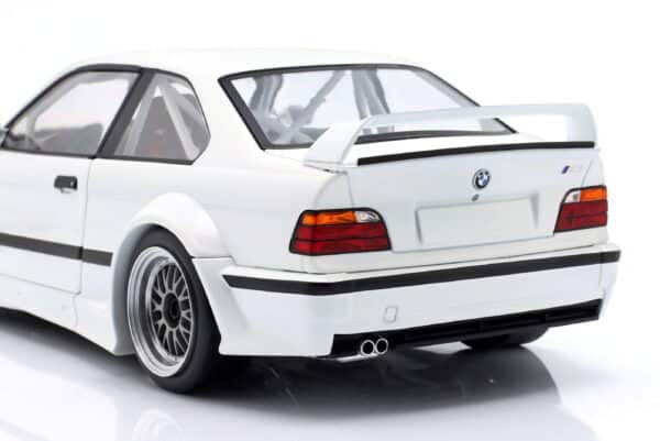 werk83_1_18_bmw_m3_e36_gtr_plain_body_version_whit 7