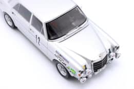Mercedes-Benz AMG 300 SEL 6.8 No.12 1971 Paul Ricard 12h Dolhem, Behrmann, Jabouille - 1:18 Scale Diecast Model by Werk83