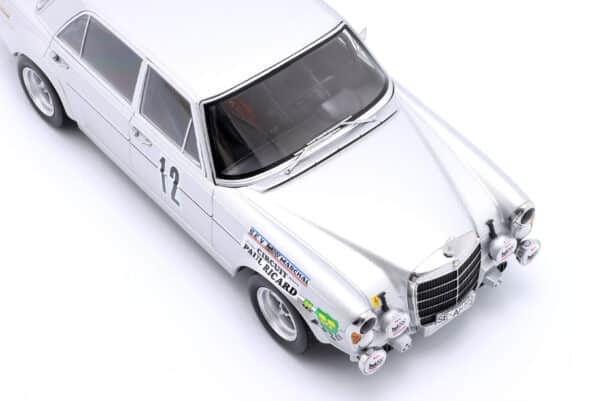 Mercedes-Benz AMG 300 SEL 6.8 No.12 1971 Paul Ricard 12h Dolhem, Behrmann, Jabouille - 1:18 Scale Diecast Model by Werk83 - Image 7