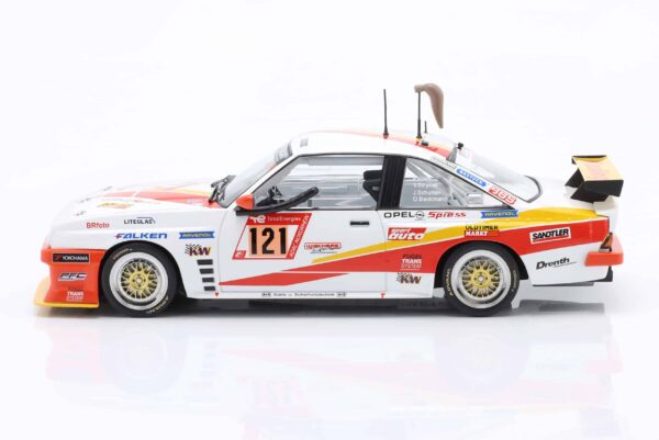 1:18 Opel Manta No.121 24h Nurburgring 2023 Beckmann, Hass, Strycek, Schulten - Diecast Model by WERK83 10 1:18 Opel Manta No.121 24h Nurburgring 2023 Beckmann, Hass, Strycek, Schulten - Diecast Model by WERK83