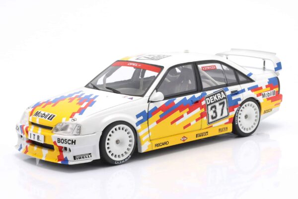 WERK83 - 1:18 Opel Omega EVO 500 No.37 DTM 1991 Volker Strycek - Diecast Model 10 WERK83 - 1:18 Opel Omega EVO 500 No.37 DTM 1991 Volker Strycek - Diecast Model