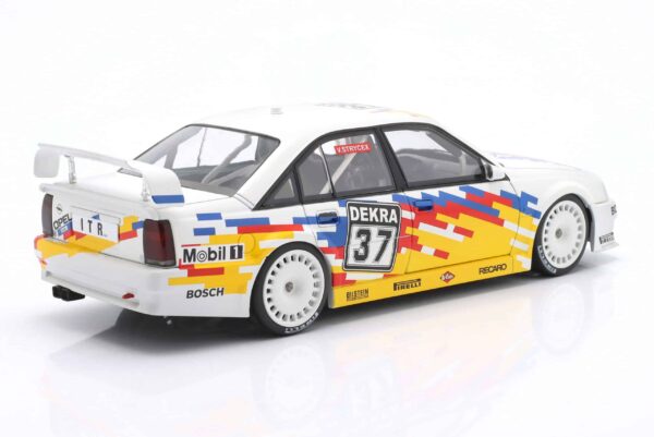 WERK83 - 1:18 Opel Omega EVO 500 No.37 DTM 1991 Volker Strycek - Diecast Model 11 WERK83 - 1:18 Opel Omega EVO 500 No.37 DTM 1991 Volker Strycek - Diecast Model