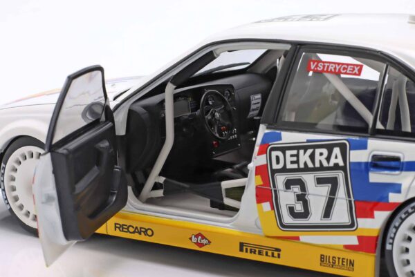 WERK83 - 1:18 Opel Omega EVO 500 No.37 DTM 1991 Volker Strycek - Diecast Model 12 WERK83 - 1:18 Opel Omega EVO 500 No.37 DTM 1991 Volker Strycek - Diecast Model