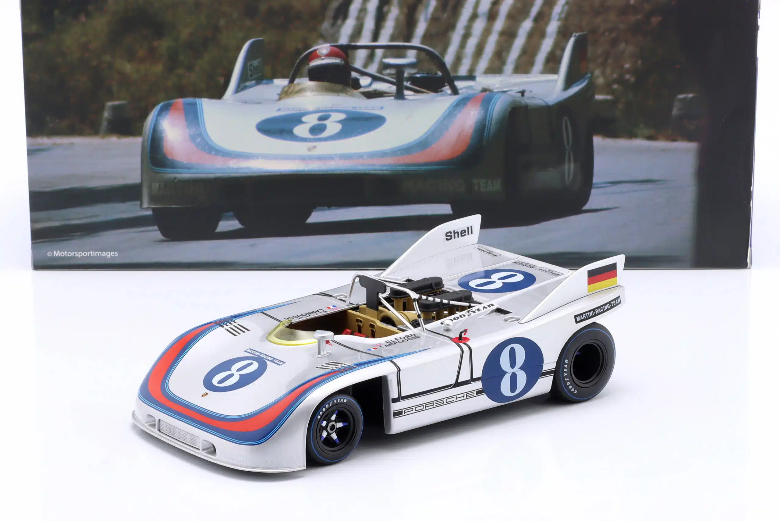 WERK83 - 1:18 Porsche 908/03 No.8 Martini Targa Florio 1971