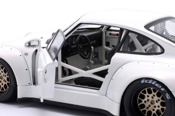WERK83 - 1:18 Porsche 911 (993) RWB Rauh-Welt Osechi G2.2 Sidney Hoffmann - Diecast Model 11 WERK83 - 1:18 Porsche 911 (993) RWB Rauh-Welt Osechi G2.2 Sidney Hoffmann - Diecast Model